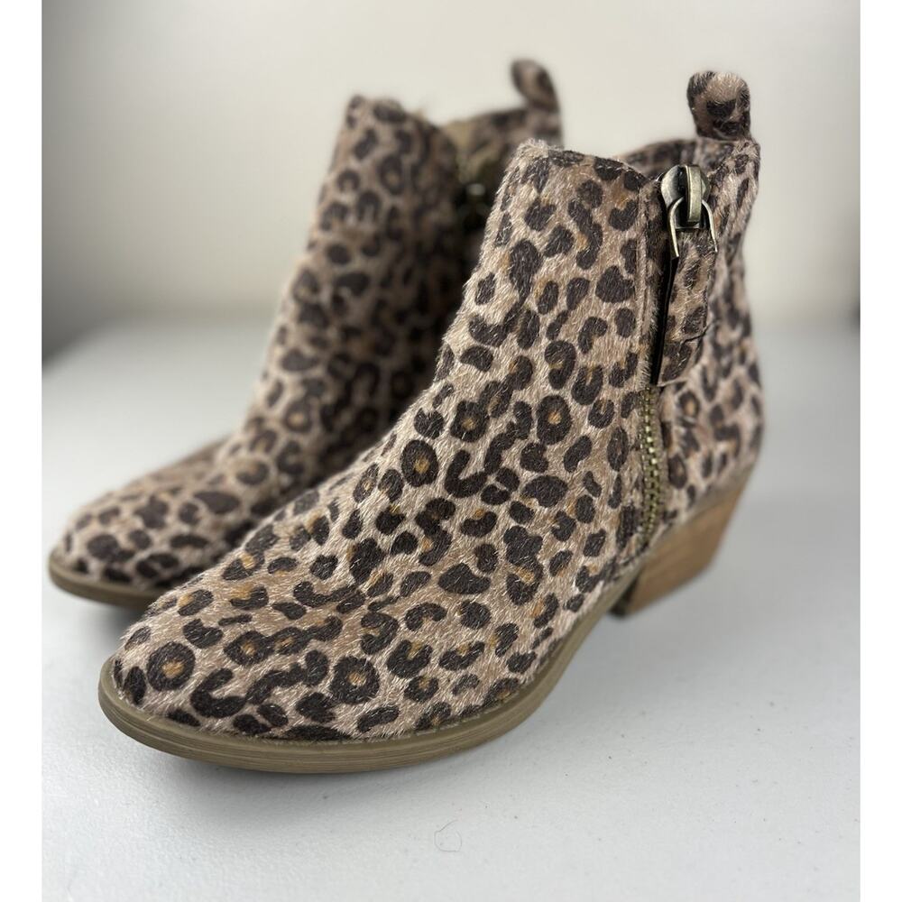 Very G Boots Women's Leopard Print Calf Hair Side Zip Chelsea Ankle Boot Boho 7